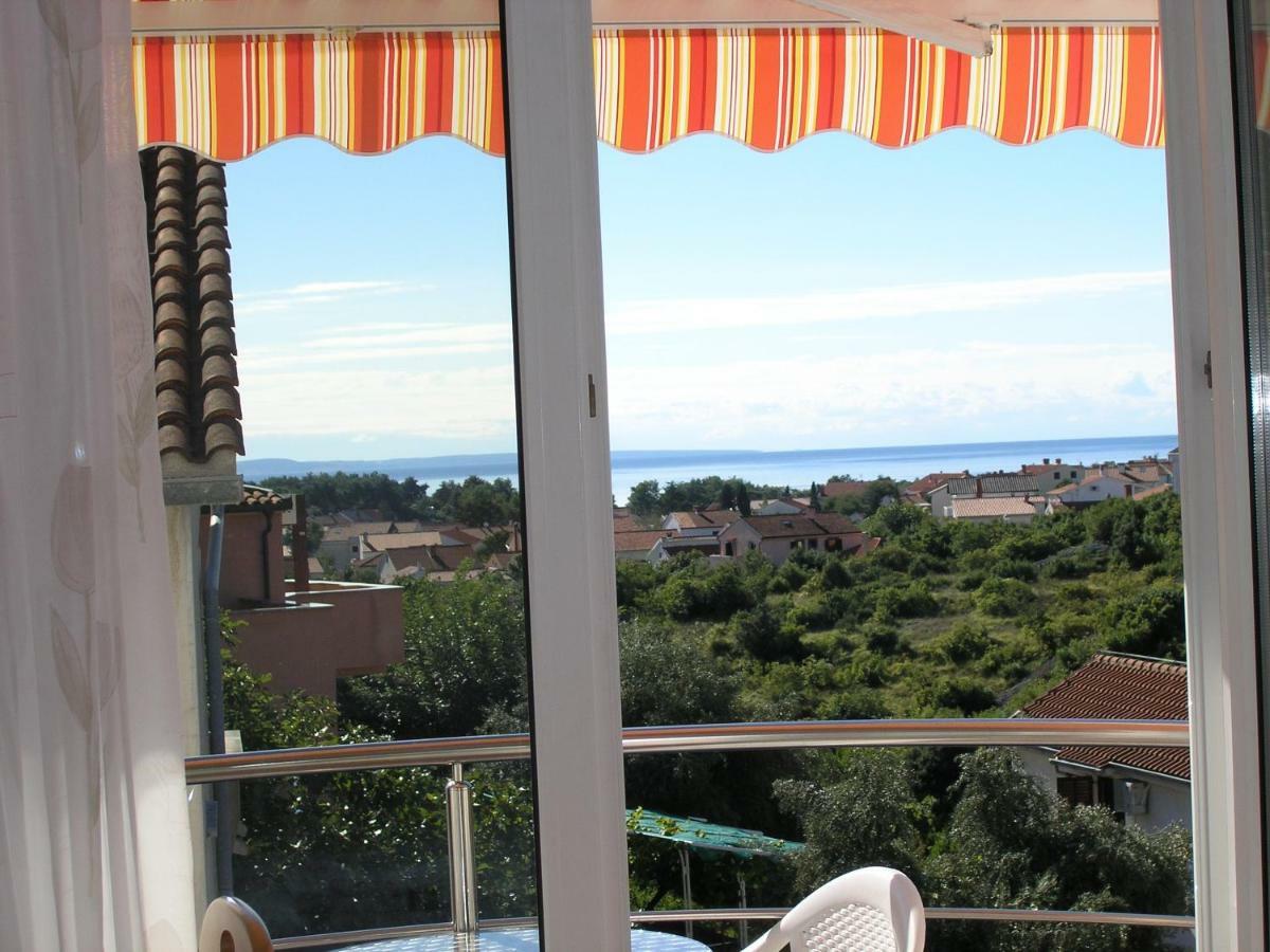 Apartments Kristina Krk Town Extérieur photo